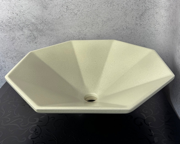 Умивальник «Сиріус» у кольорі слонова кістка шагрень