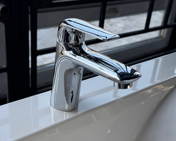 Смеситель для умывальника ''Nova Opava''