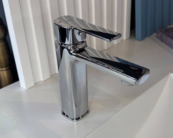 Змішувач для умивальника ''Volle Sota''