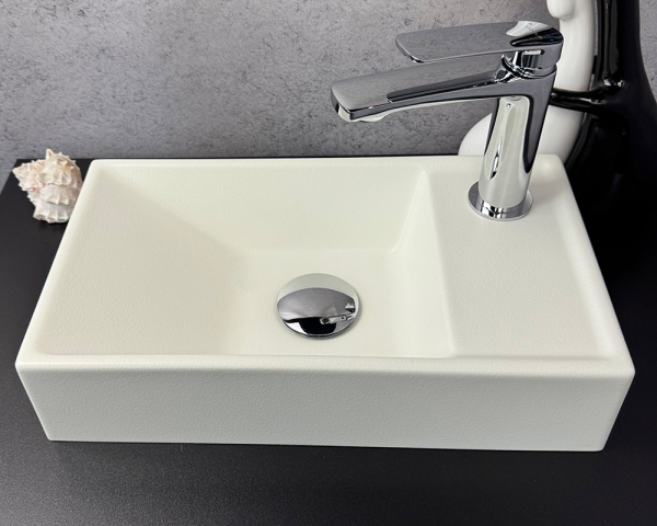  Умивальник «Естель» R Біла шагрень