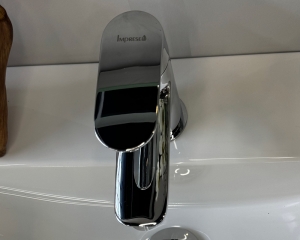 Змішувач для умивальника ''Laska''