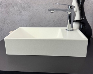  Умивальник «Естель» R Біла шагрень